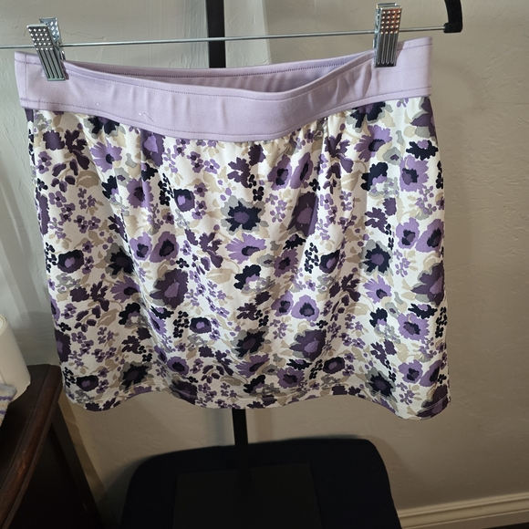Izod Golf Light Purple Skirt - Picture 2 of 4